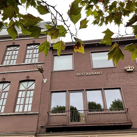 Oy Apartment Izegem Bagian luar foto