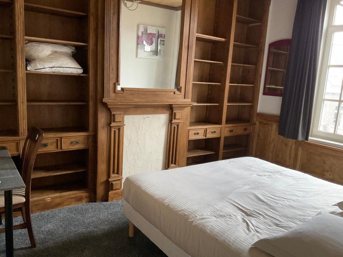 Oy Apartment Izegem Bagian luar foto