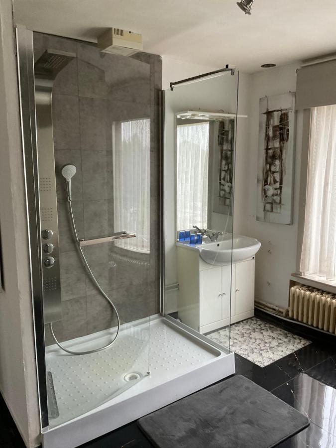 Oy Apartment Izegem Bagian luar foto